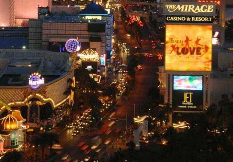 Residence Inn By Marriott Las Vegas Hughes Center Экстерьер фото