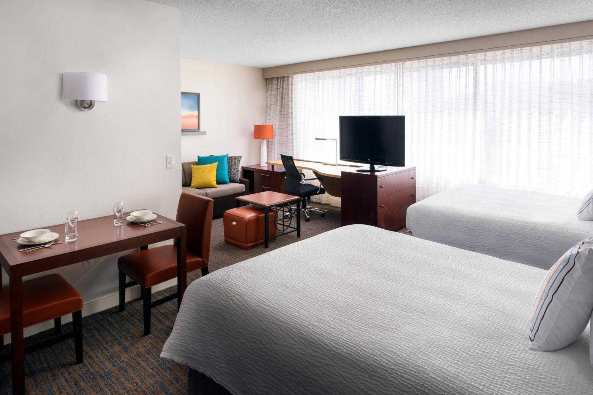 Residence Inn By Marriott Las Vegas Hughes Center Экстерьер фото