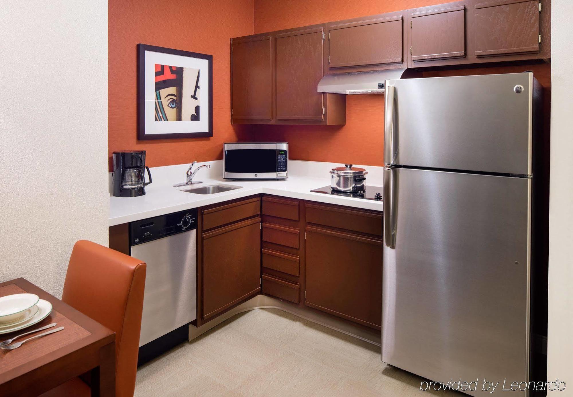 Residence Inn By Marriott Las Vegas Hughes Center Экстерьер фото